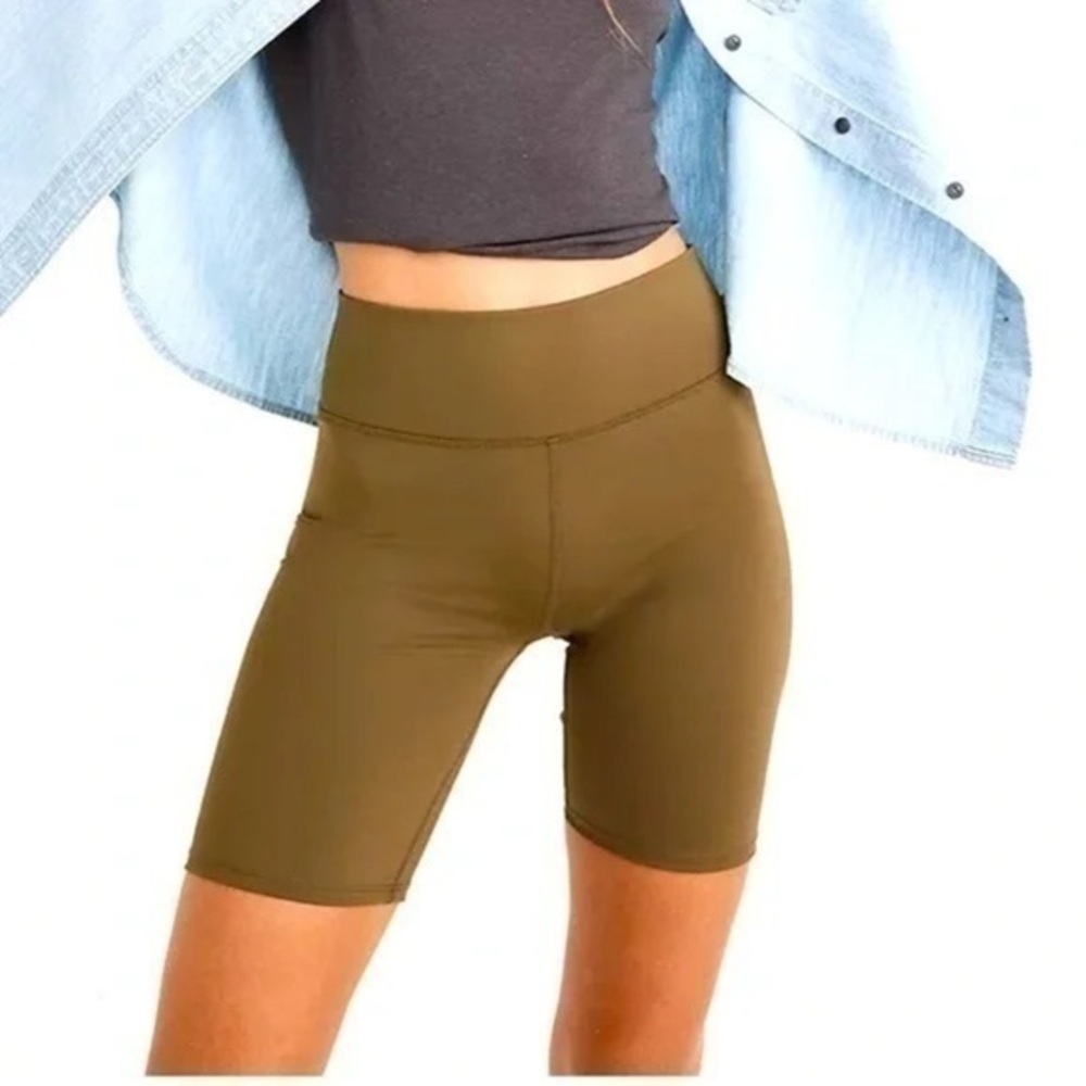 Madewell MWL Form High-rise 7” biker short army green size medium